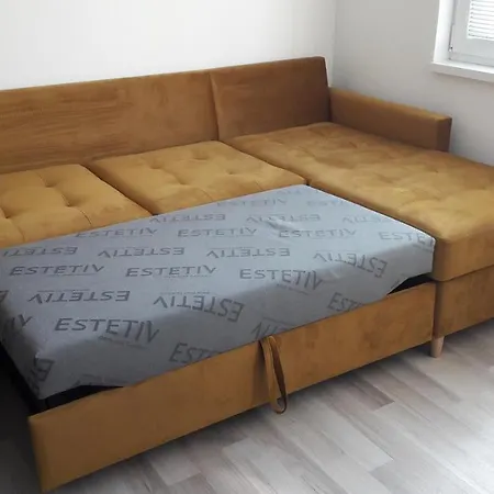 1+1 * Znojmo